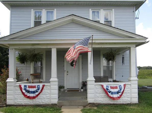 5480 N Sand Branch Rd, Ipava, IL 61441