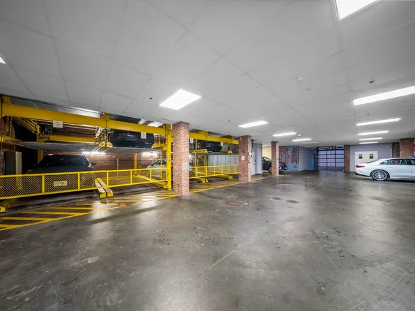 650 Montgomery Street image 33 of 47