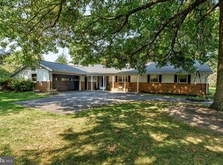 122 Harris Dr, State College, PA 16801