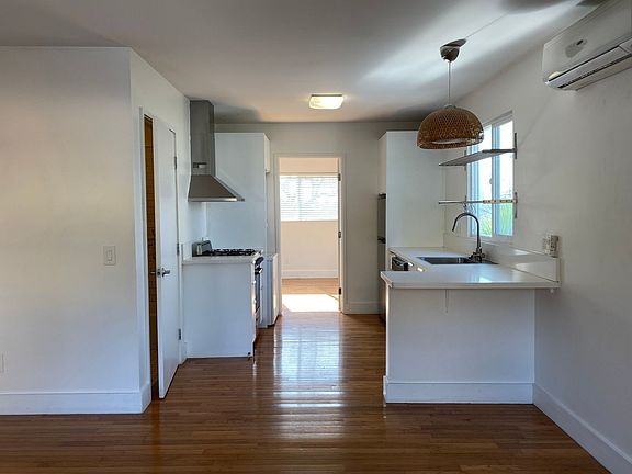 5th image of 1816 Bellevue Ave #1822