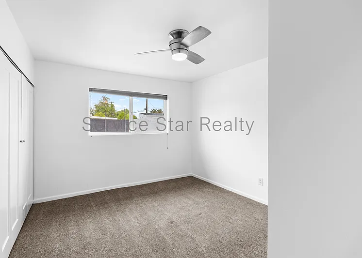1702 N 74th St — Photo 14