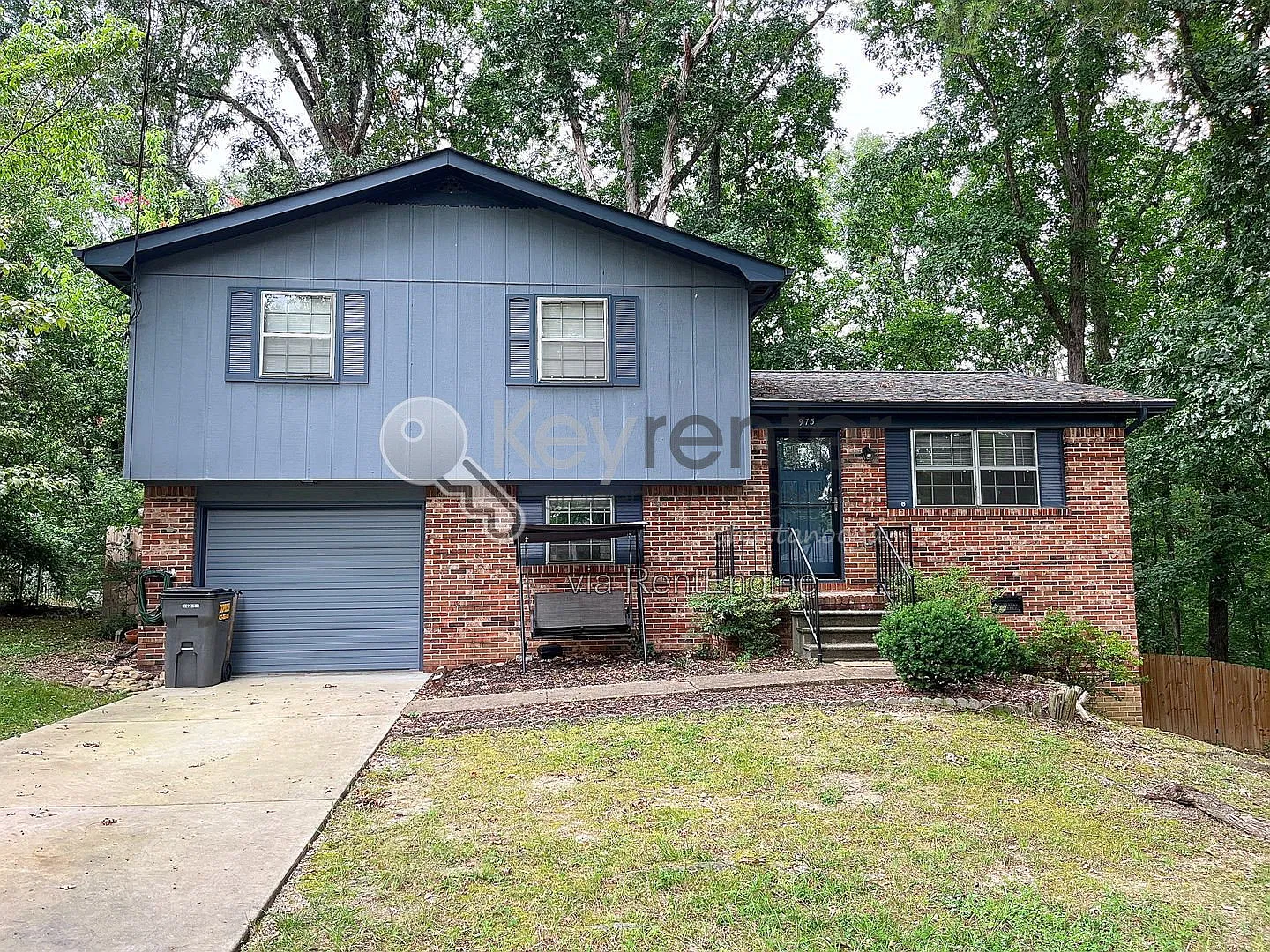 3 bed, 2.0 bath, 1440 sqft, $1,825 — Photo 1