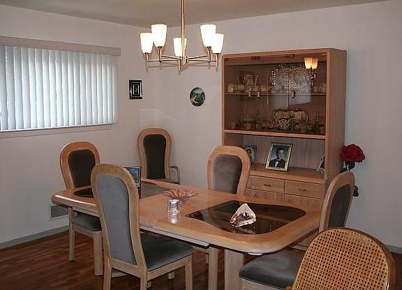 Formal dining room
