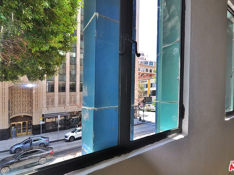 849 S Broadway #M02 — Photo 5
