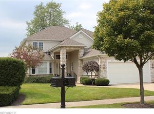 396 Glengary Cir, Cleveland, OH 44143