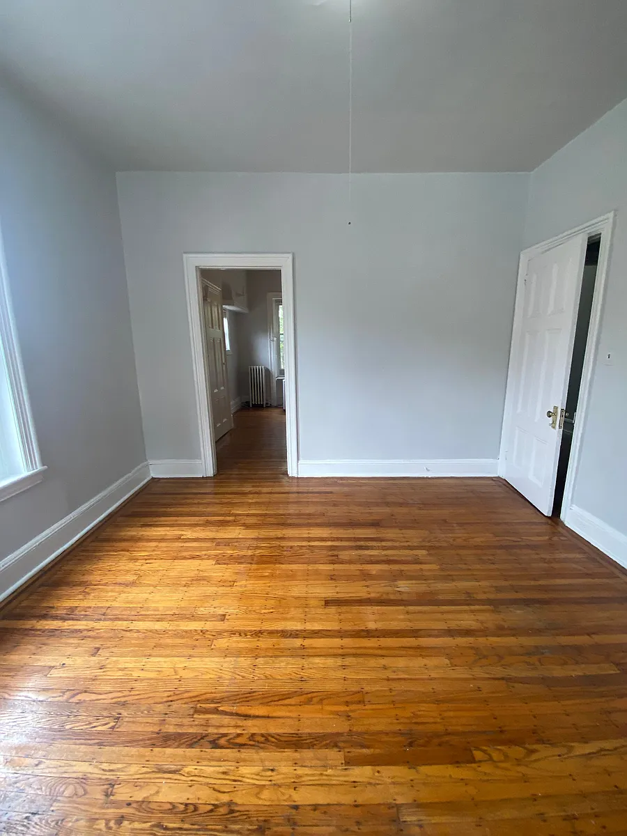 Building Photo - 3616 Baring St #3F