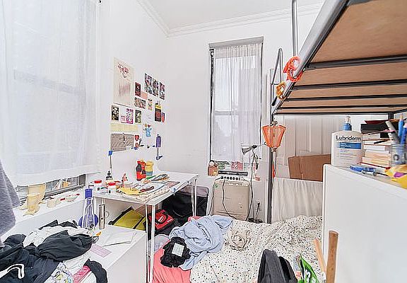 2nd image of 49 1/2 1st Ave APT 3F
