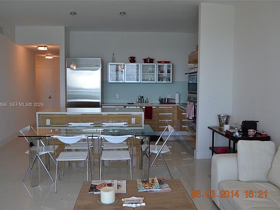 4th image of 2020 N Bayshore Dr APT 2805
