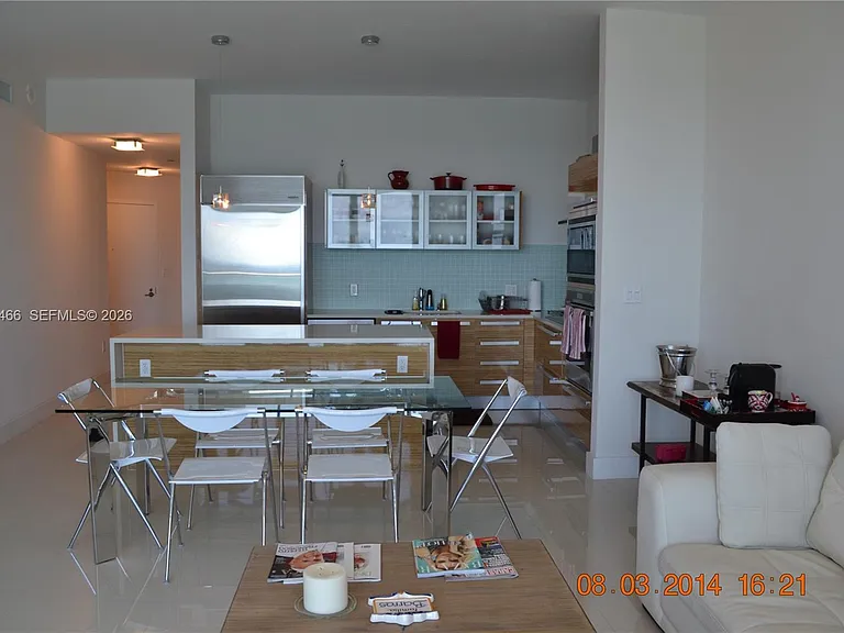 2020 N Bayshore Dr #2805 — Photo 4