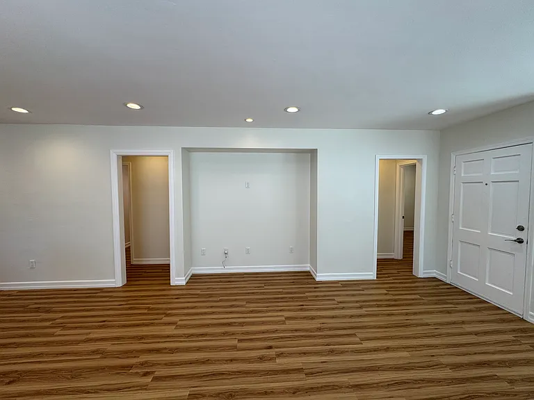 2150 Crescent Ave — Photo 7
