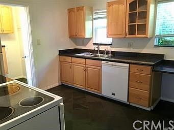 1st image of 3371 La Clede Ave #B