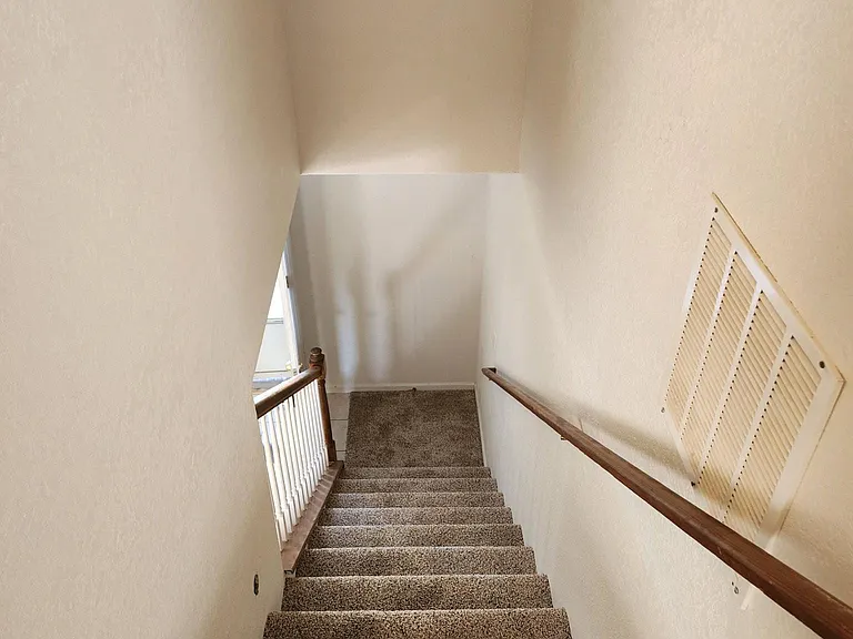 2681 E Oakbrook Dr — Photo 6