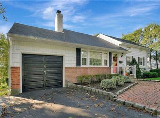 1334 Pulaski Rd, East Northport, NY 11731