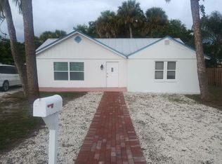 2319 NE Sunny Acres Way, Jensen Beach, FL 34957