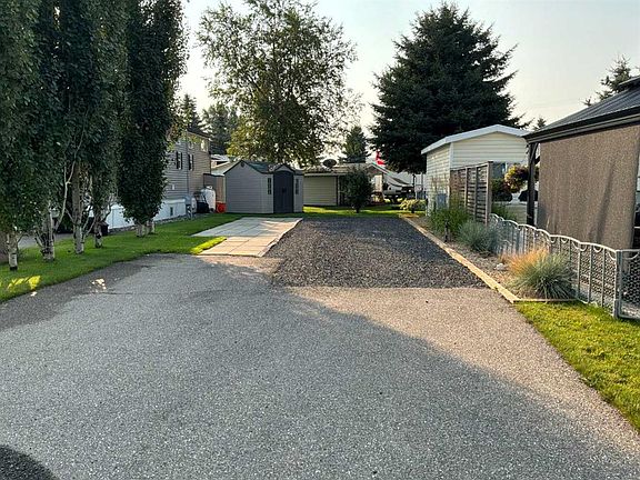 2nd image of 370165 79th St E #54