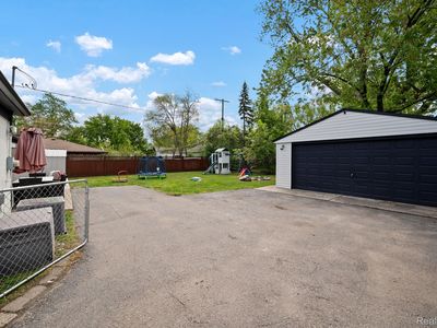 2017 W Forteen Mile Rd, Royal Oak, MI, 48073