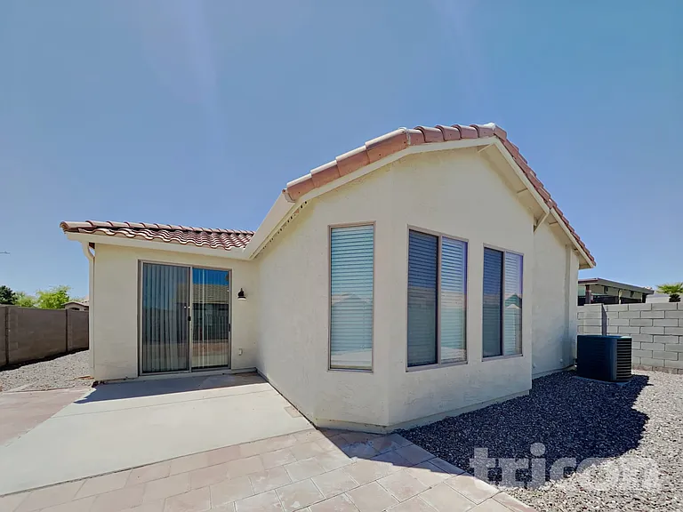 45960 W Barbara Ln — Photo 16