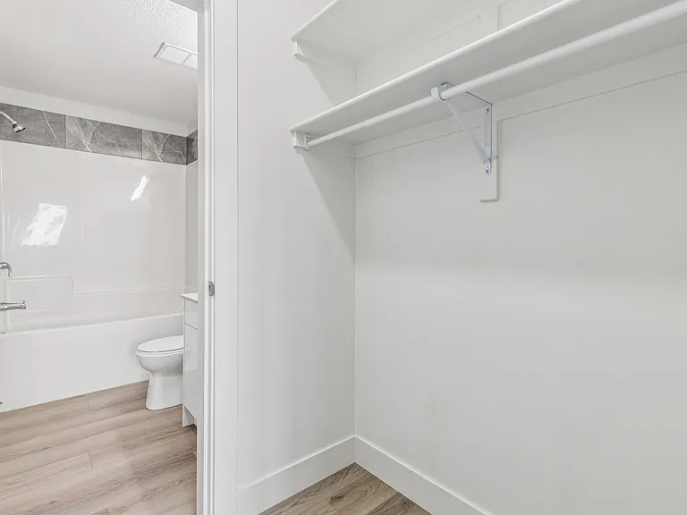 823 Daniels Way SW — Photo 42