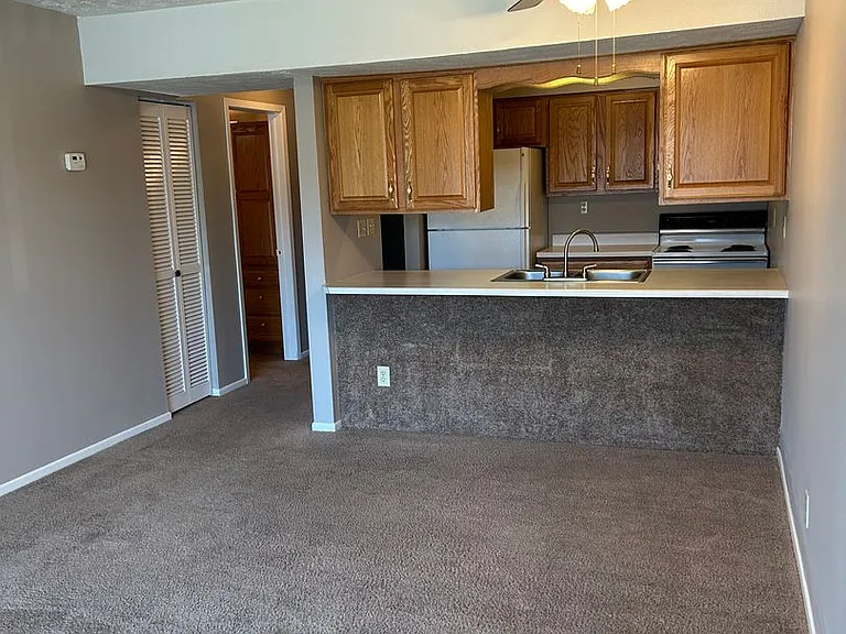 Plaza 93 Apartments — Photo 137