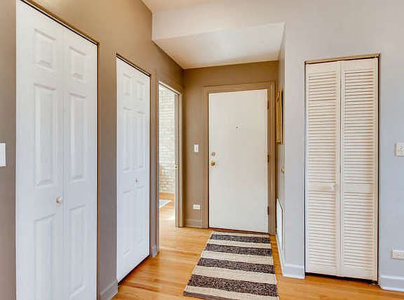 2nd image of 4018 N Albany Ave APT 3A