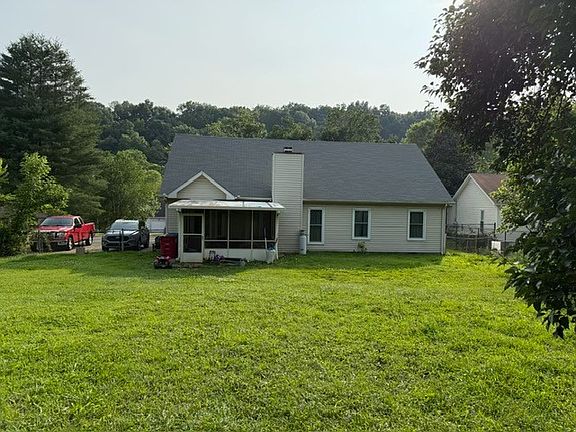 4th image of 3367 Clearwater Dr