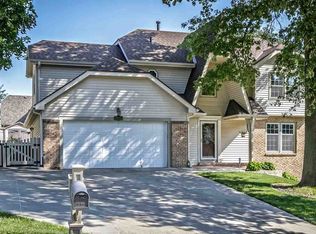 16618 Dorcas Cir, Omaha, NE 68130