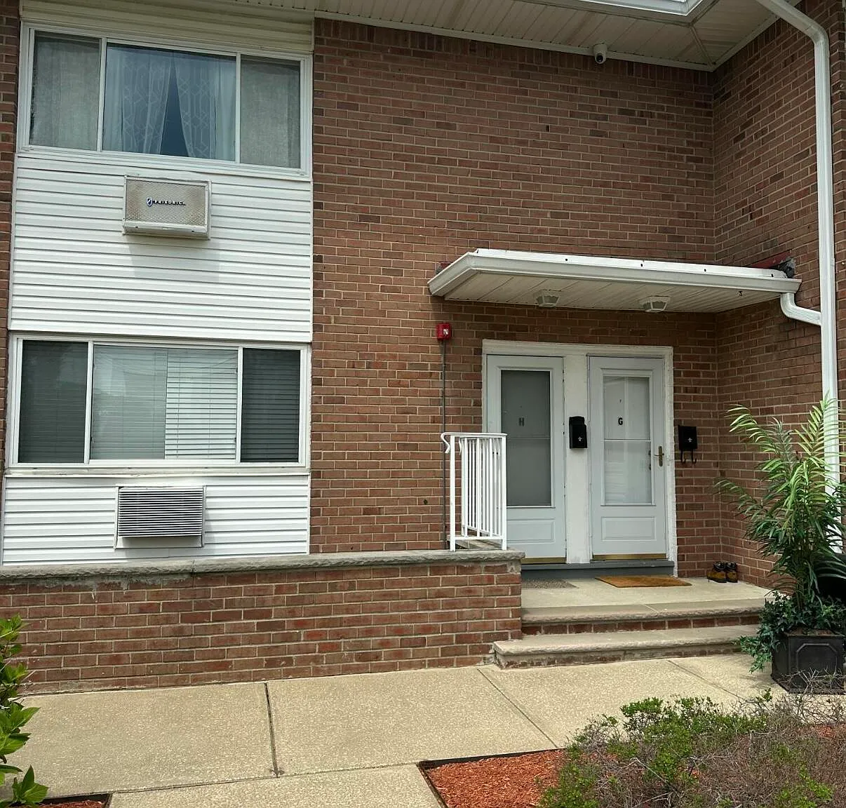 1 bed, 800 sqft, $1,600 — Photo 2