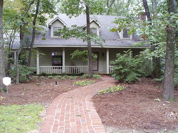 2nd image of 775 Pearson Oaks Dr