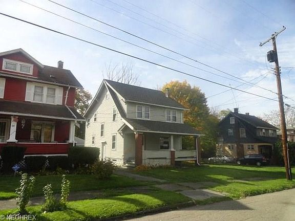 2nd image of 621 W Delason Ave