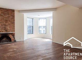 610 W Surf St #3, Chicago, IL 60657