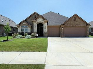 5733 Eagle Mountain Dr, Argyle, TX 76226