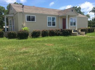 1303 Oak Ct, Eastman, GA 31023