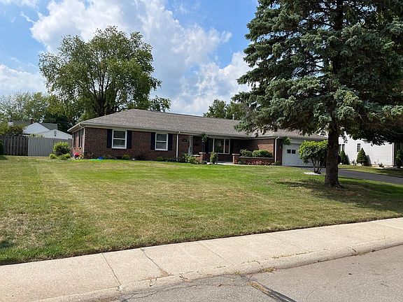 3rd image of 707 N Windsor Dr