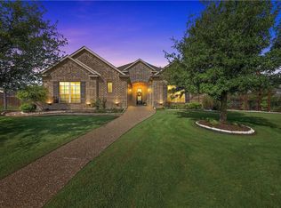 904 Burt Holw, Hewitt, TX 76643