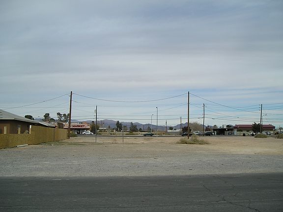 2nd image of Meikle Ln