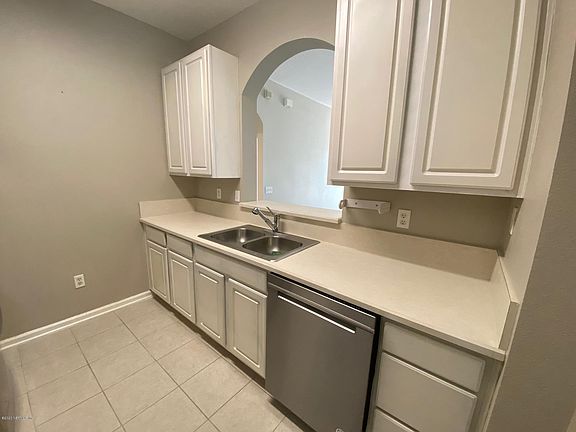 5th image of 7801 Point Meadows Dr Unit 6207