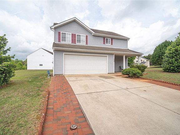 3rd image of 5709 Waterpoint Dr