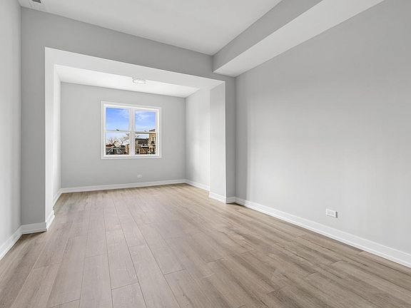 4th image of 1940 N Humboldt Blvd #1N