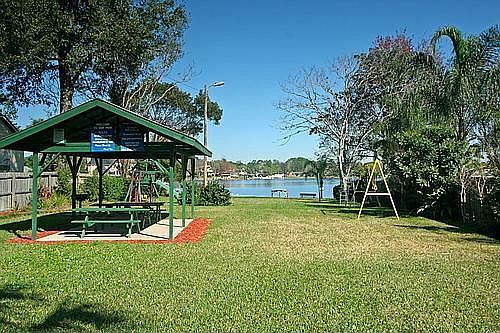 waterfront park/dock/pier