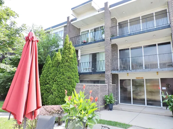 10116 Peach Pkwy #N109, Skokie, IL 60076