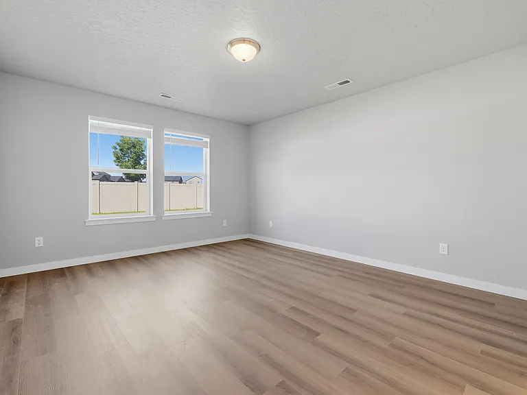 3391 S Rosa Parks Way — Photo 9