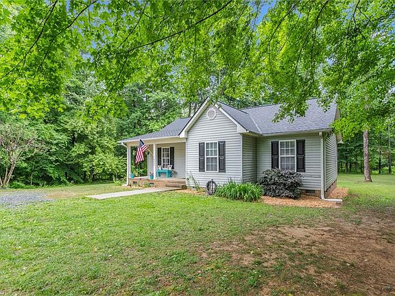 2nd image of 6686 Beaver Ridge Ct