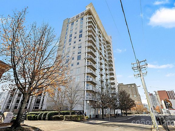 3rd image of 505 E 6th St Unit 1003