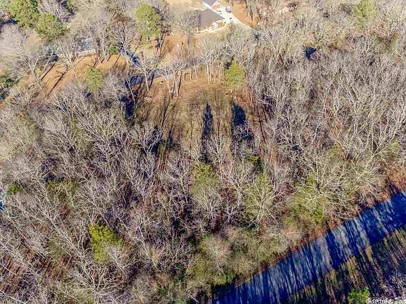 3rd image of 119 N Woodland Dr