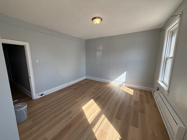 2423 E Allegheny Ave #2 — Photo 5