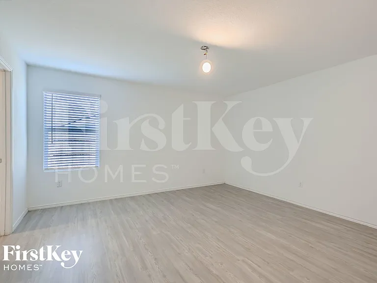 13835 Llama Pl — Photo 14