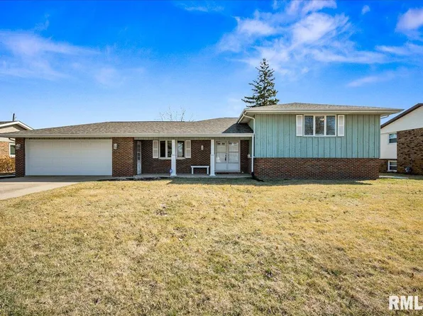 716 S Columbus Ave, Morton, IL 61550