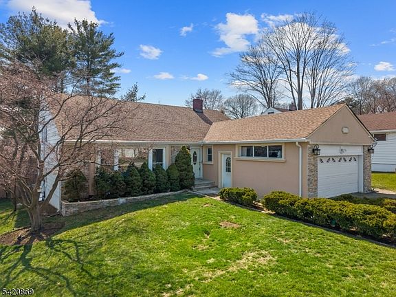 2nd image of 181 Haddenfield Rd