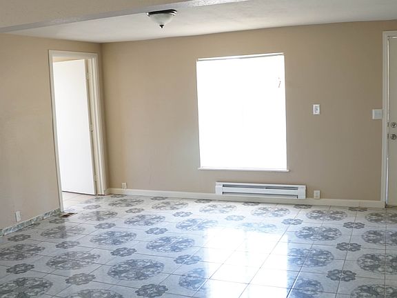 4th image of 5825 W Eucalyptus Ave