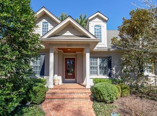 1221 Indian Mound Rd, Lexington, KY 40502